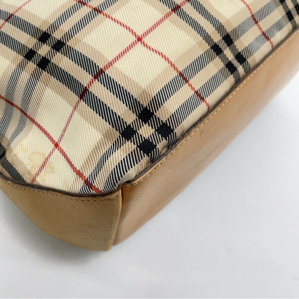 Authentic BURBERRY Blue Label
Nova Check Nylon Leather Beige
Tote - Picture 16 of 16